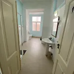 Relax Chiado 3 - Cute Little Double With Shared Bathroom *
